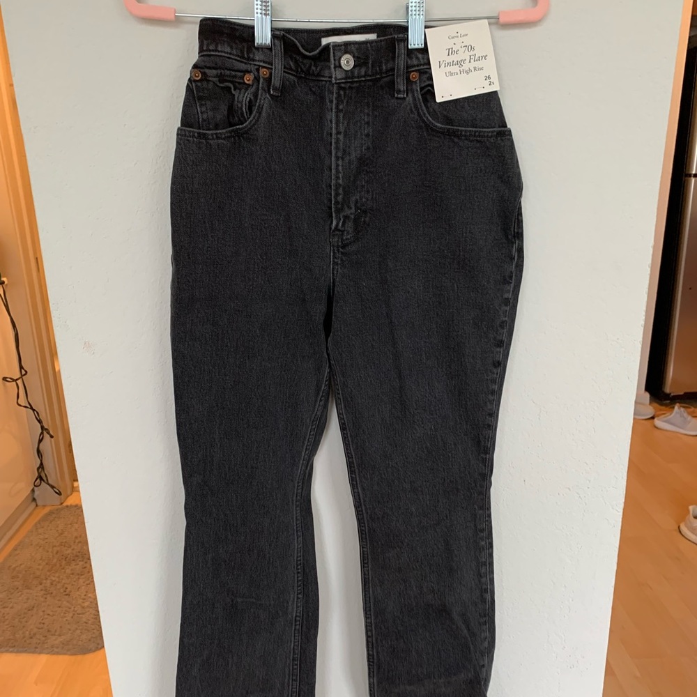Abercrombie Curve Love Flare Jeans (size 26S)